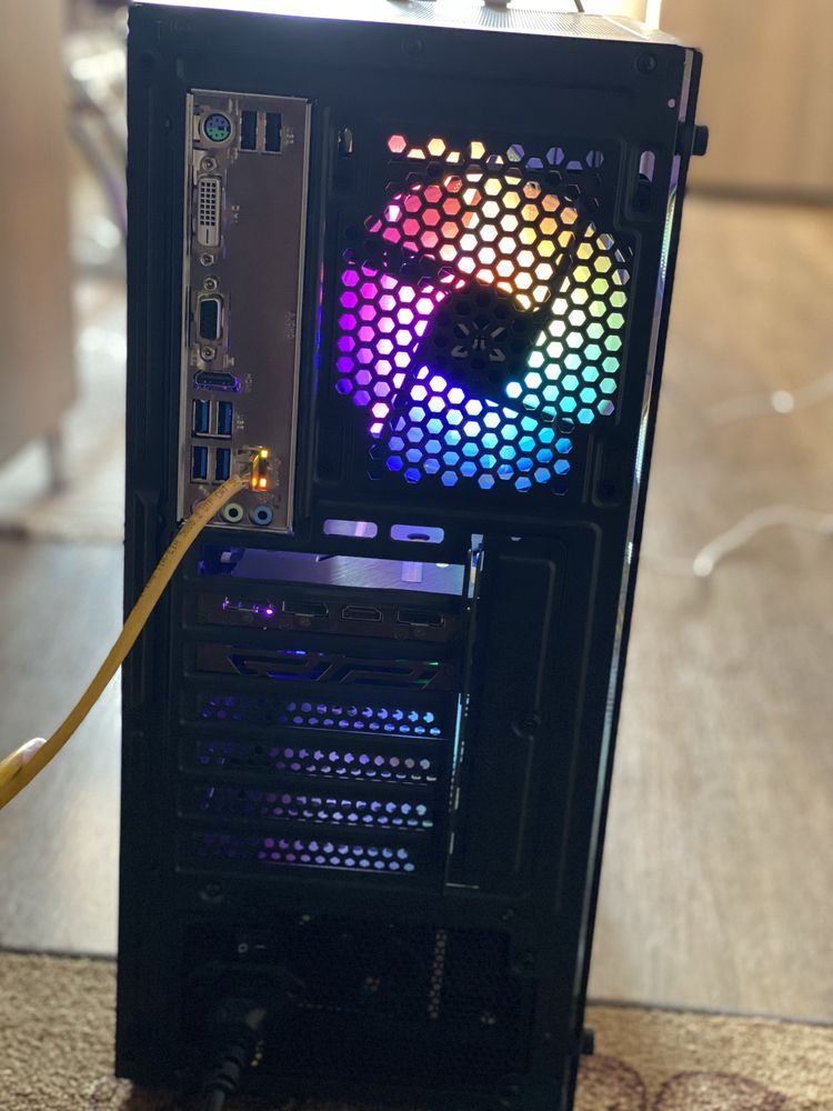 Геймърски компютър – Ryzen 5 / GTX 1660 Super / 16GB RAM / SSD 512GB
