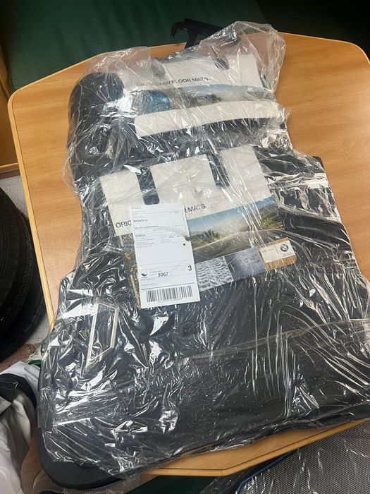 Отгинални стелки за BMW G05 X5, G06 X6