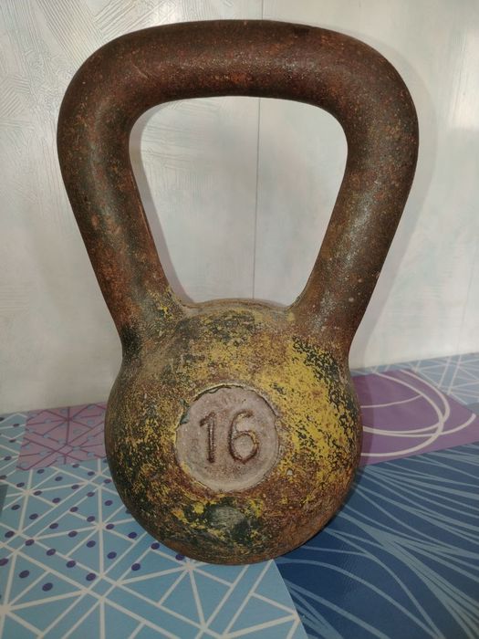 Гиря Советская 16 кг с самым удобным хватом для двух рук одновременно