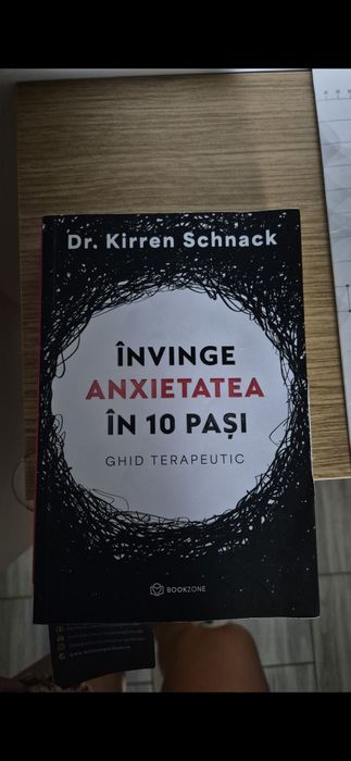 Vand diverse carti toate la 40 lei