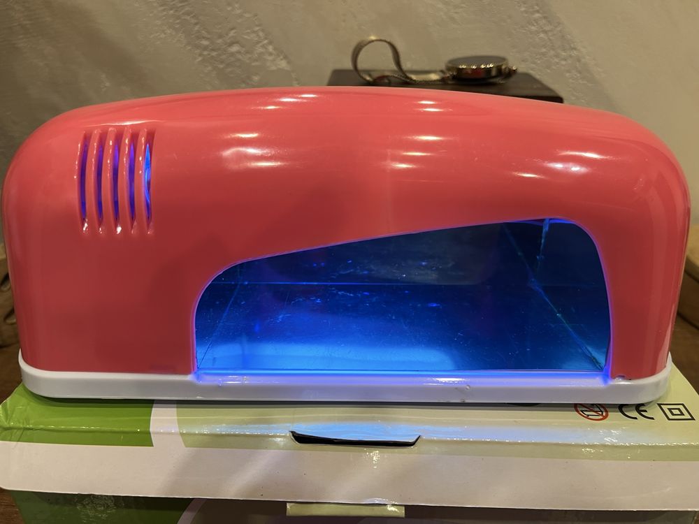 Uv лампа за маникюр