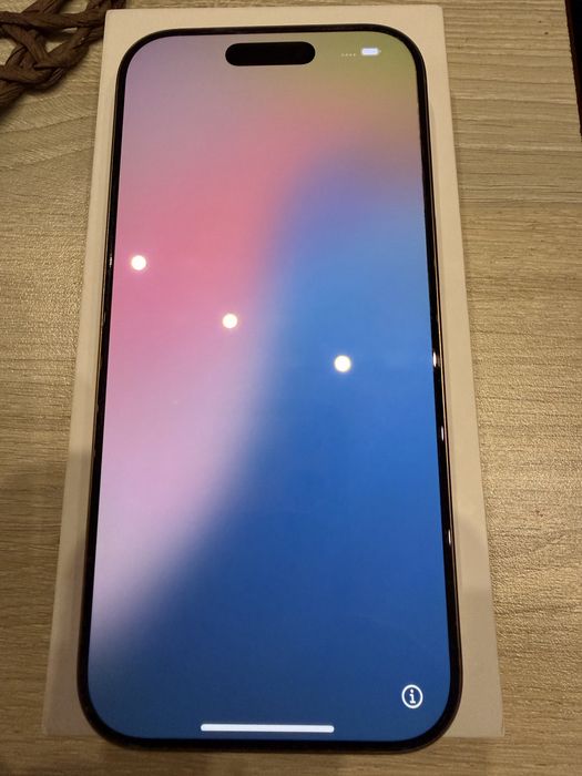 Iphone 16 pro Desert Titanium