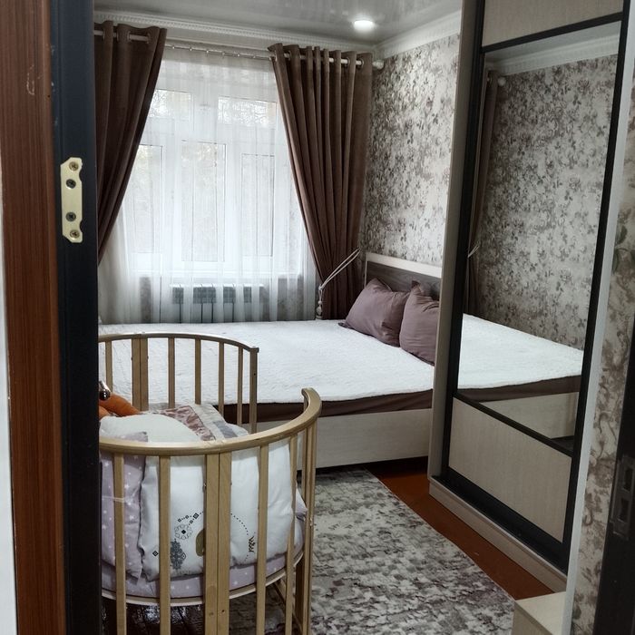 Срочно продам 3-ых комнатную квартиру на 2 этаже