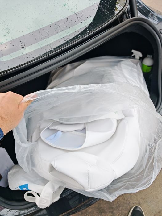 Huse piele  albe tesla model 3 Highland