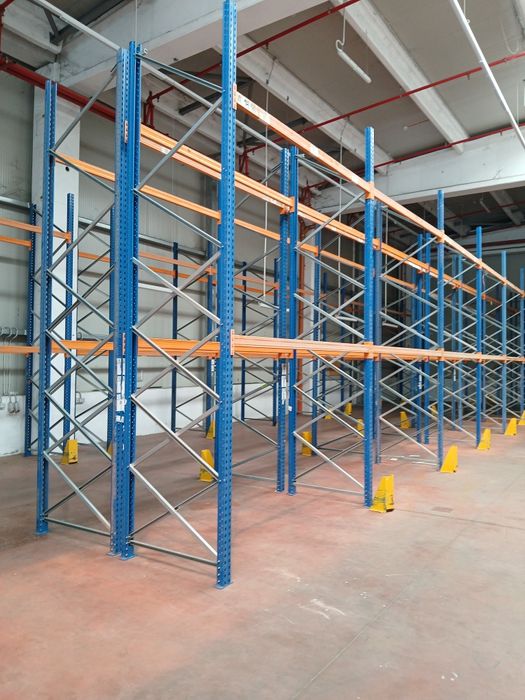 Rafturi metalice industriale
