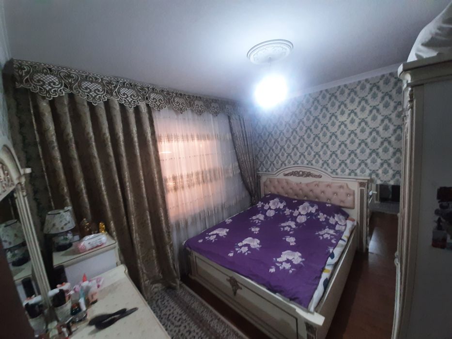 Продается квартира 4 комнатной