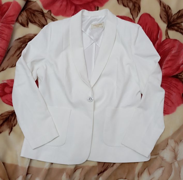 Продается женский пиджак