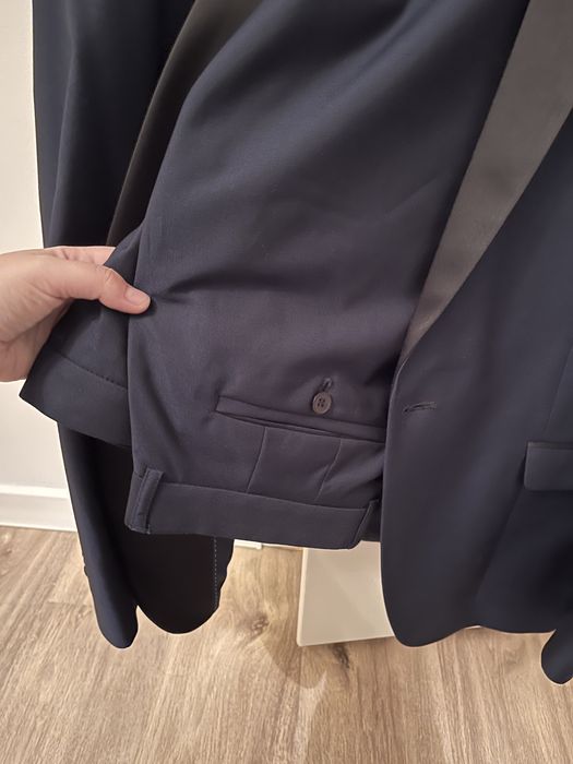 Costum bărbătesc marimea 52