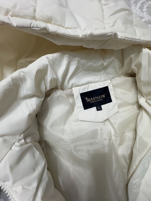 Безрукавка цвета айвори