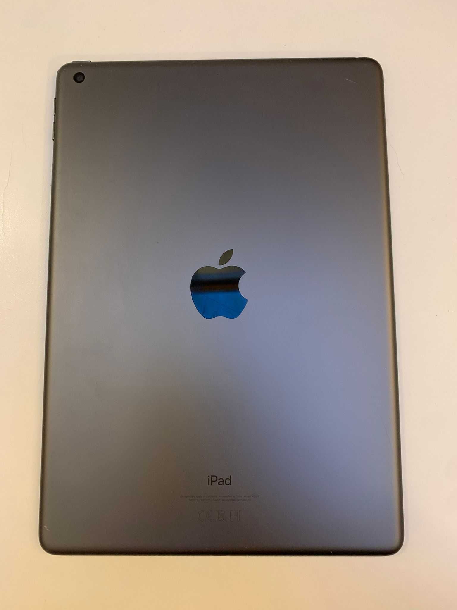 iPad 7, 10.2 inch, 32GB + Apple Pencil Gen 1