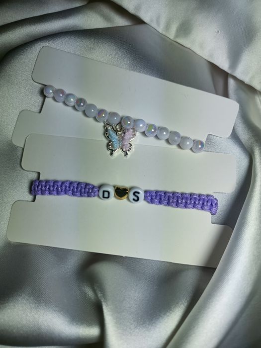 Ръчно изработени гривнии