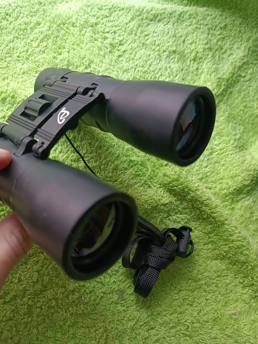Binoclu corp metalic  mărime medie 12x32