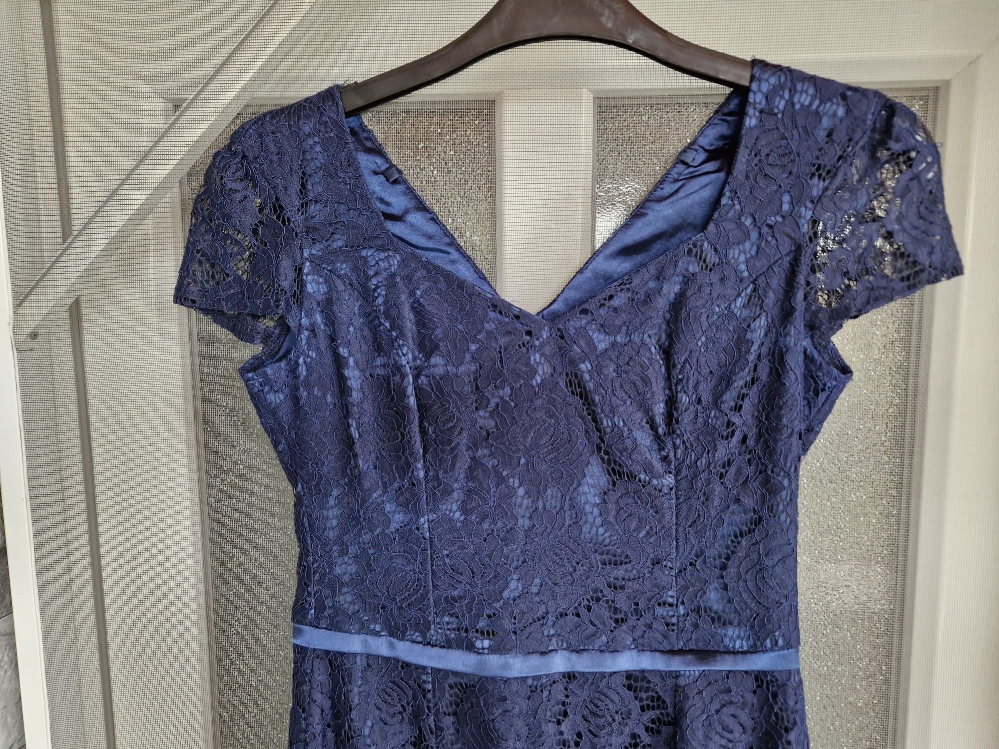 Rochie eleganta dantela