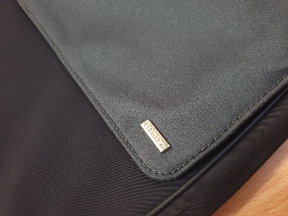 Borseta Calvin Klein gentuta barbati originala 25x30cm
