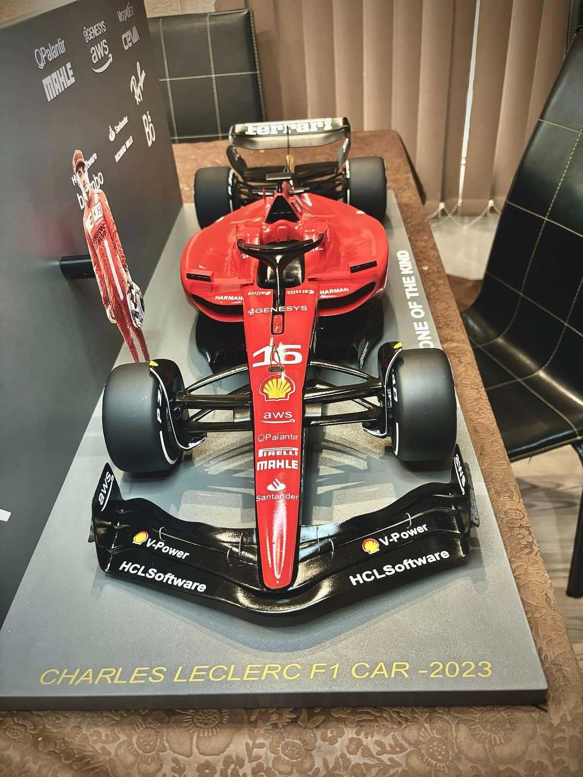БОЛИД ФОРМУЛА F1 - ръчна изработка