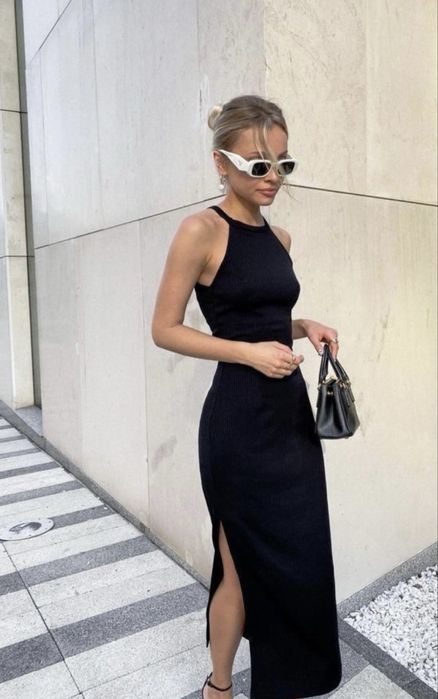 1500тг черное платье б/у, размер xs/s в хорошем качестве