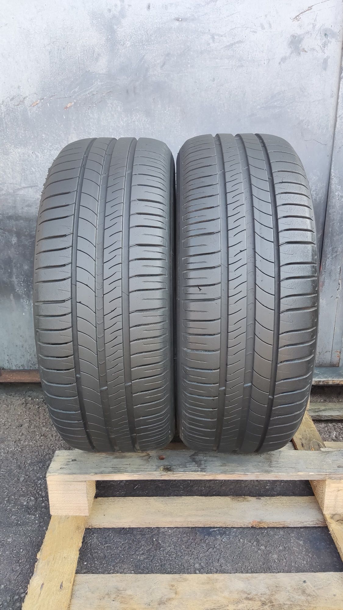 2бр. летни гуми 205/55/16 Michelin Energy Saver  
dot21
6.99 mm
Добро