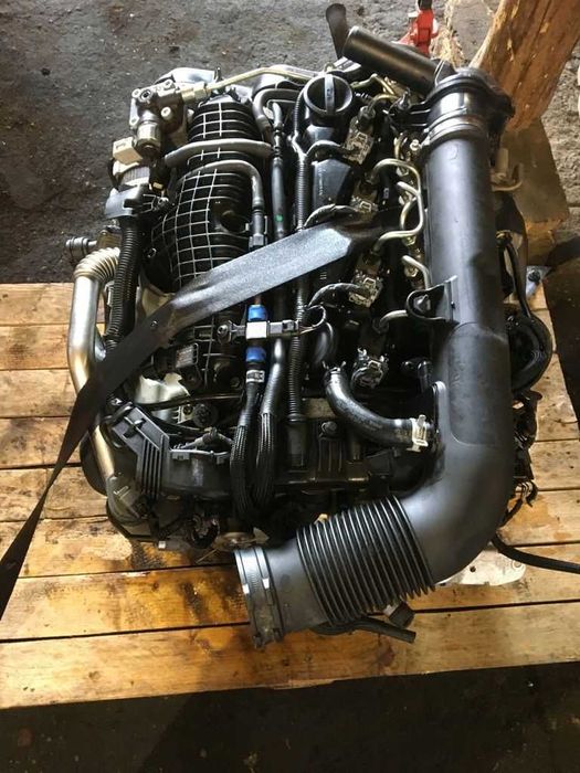 Двигател VOLVO V40 2.0 D4204T14 оборудван
