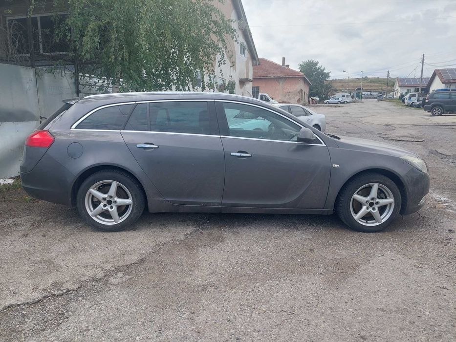 Opel Insignia 2.0 cdti , Опел Инсигния на части!
Април 2012