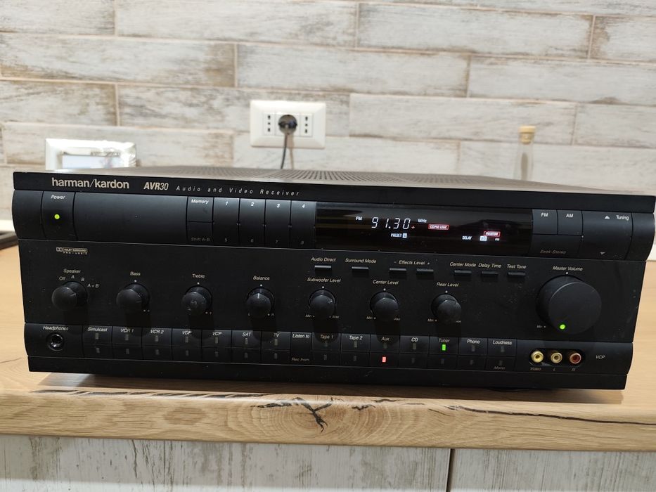 Harman Kardon AVR 30