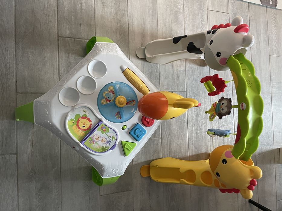 Занинателни играчки Fisher Price