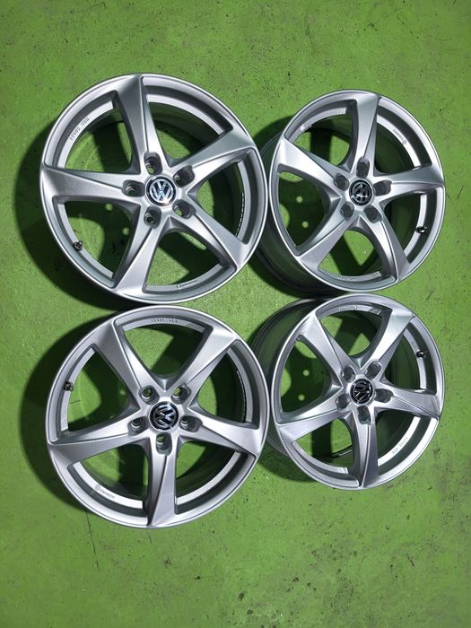 17 5x112 Vw Passat Touran Caddy Golf Skoda Audi
