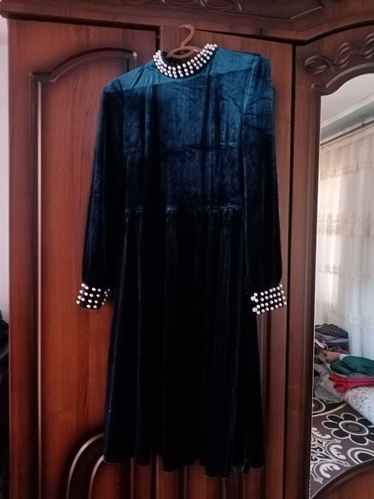 Вещи новые и БУ разные размеры