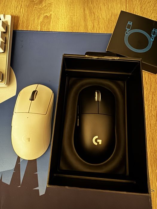 Mouse gaming Logitech Pro X Superlight, Wireless, Negru