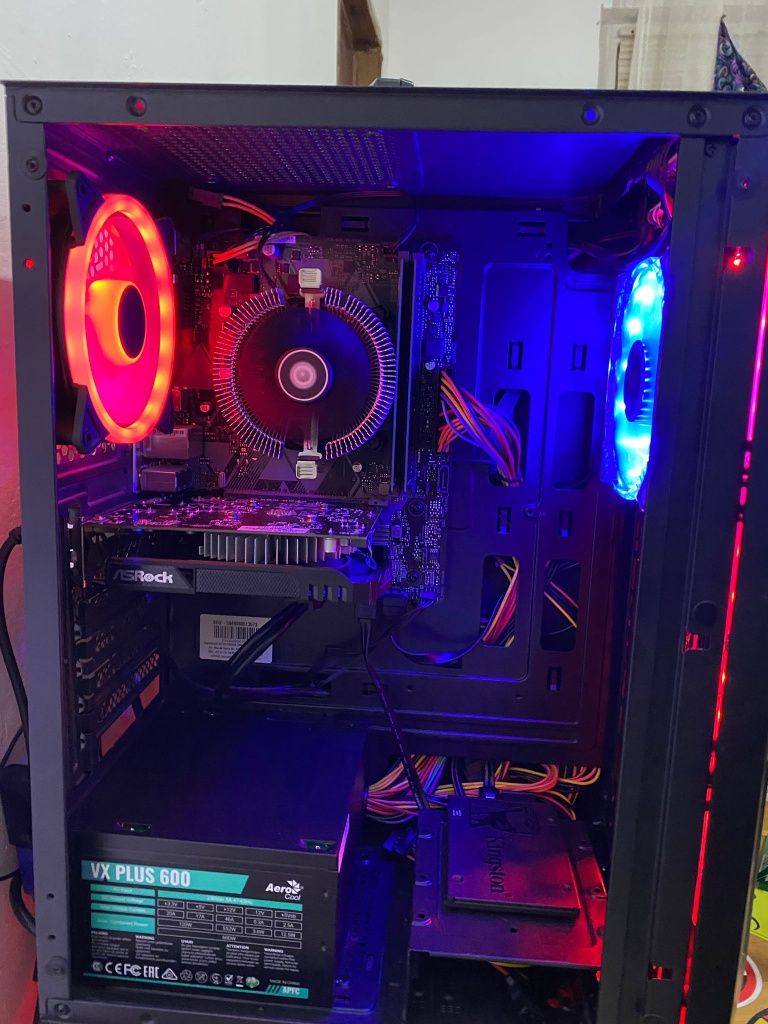 Pc Intel I3 RX 550 2GB