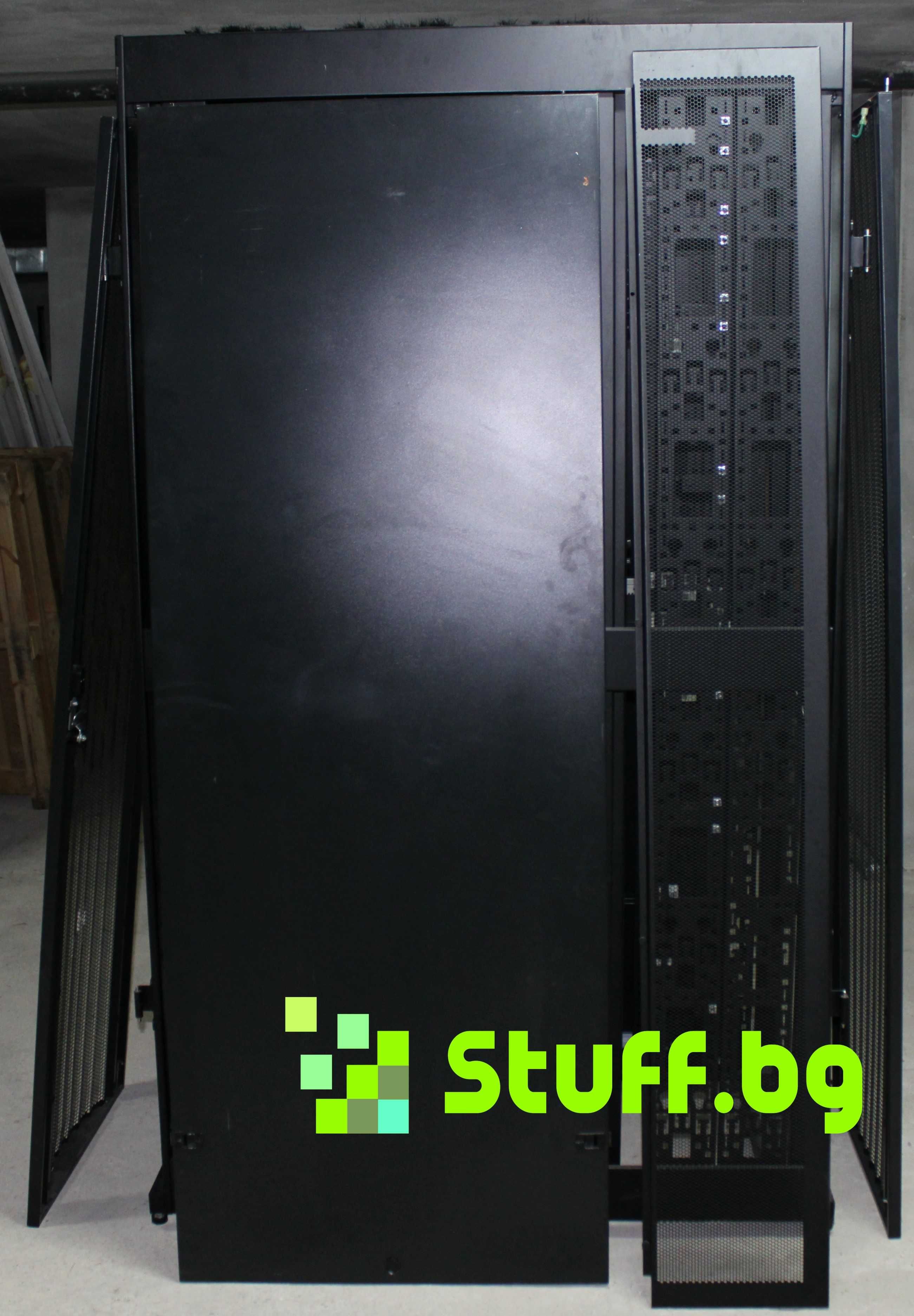 Комуникационен сървърен шкафРАК/RACK  APC NetShelter SX AR3100 42U