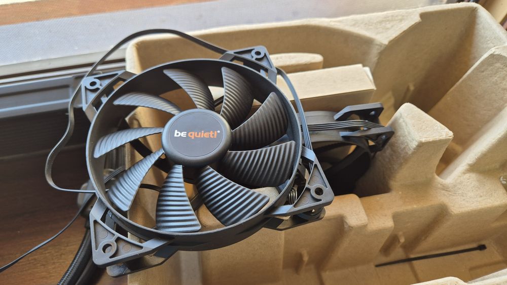 Cooler procesor cu lichid Be Quiet 1200