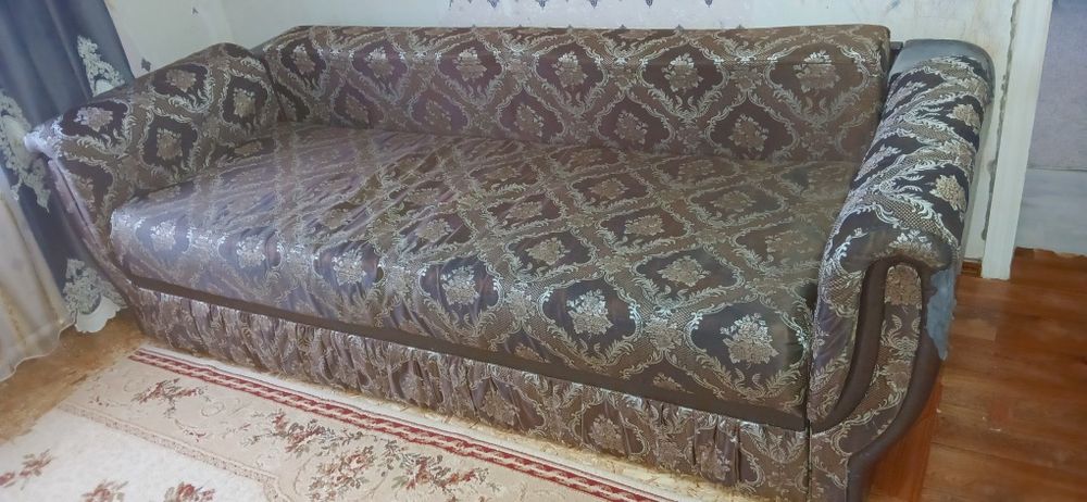 Отдам диван Тобыл