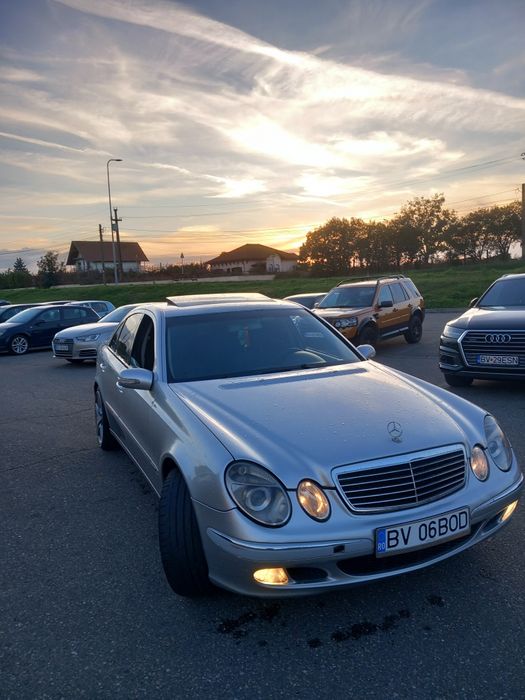 Vînd Mercedes-Benz
