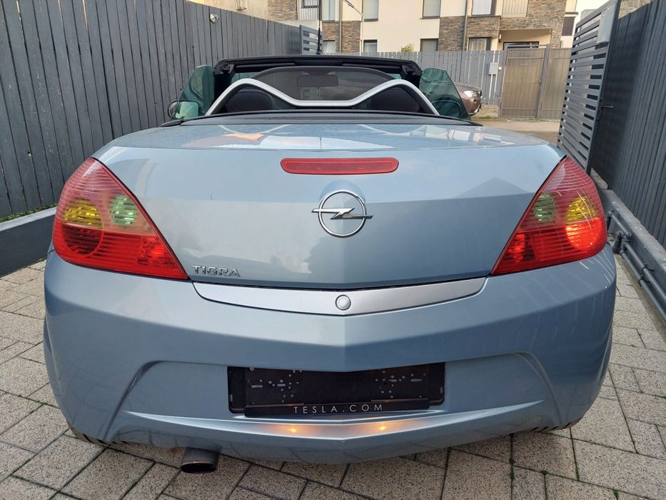 Oper Tigra cabrio 2005, motor 1.8 benzină, 125 cp, euro 4, 152000 km