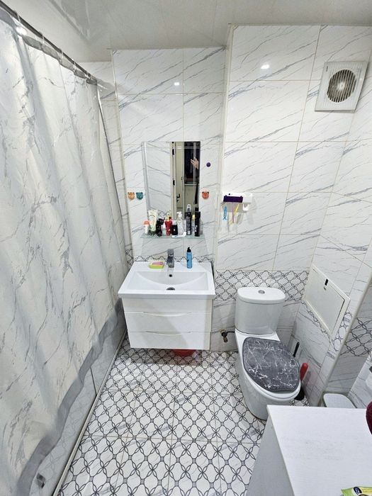 Трёхкомнатная Чиланзар 2-й квартал Ориентир Гагарина