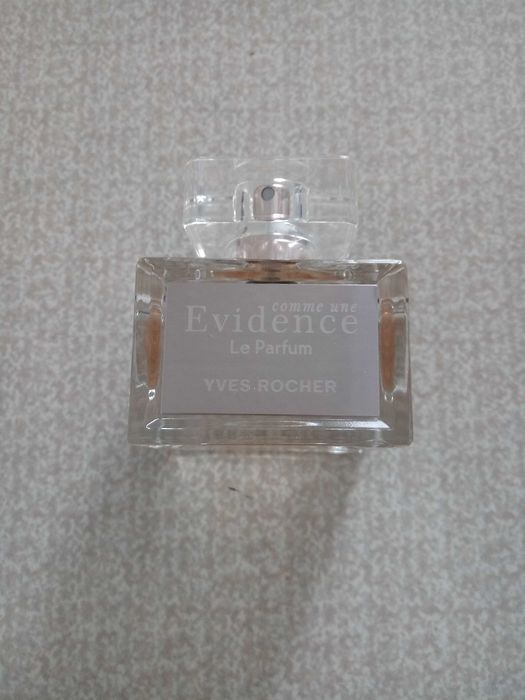 Yves Rocher духи Comme une evidence с дозатором объемом 30 мл