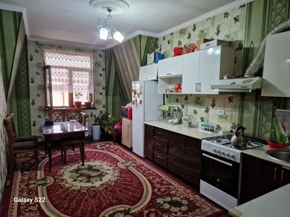 Коракамиш 2/5 да 4 хона квартира сотилади