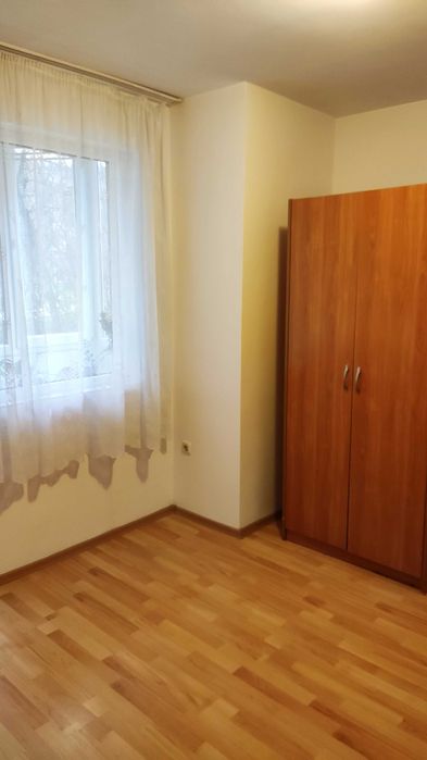 Давам под наем тристаен в кв Аспарухово за 800лв