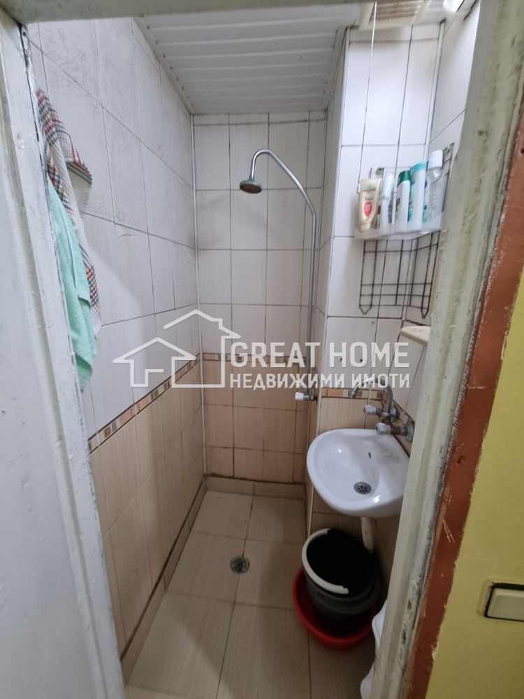 Продава се Четиристаен апартамент в Търговище, Запад 2 - 80 кв.м за 957 €/кв.м - Снимка #5