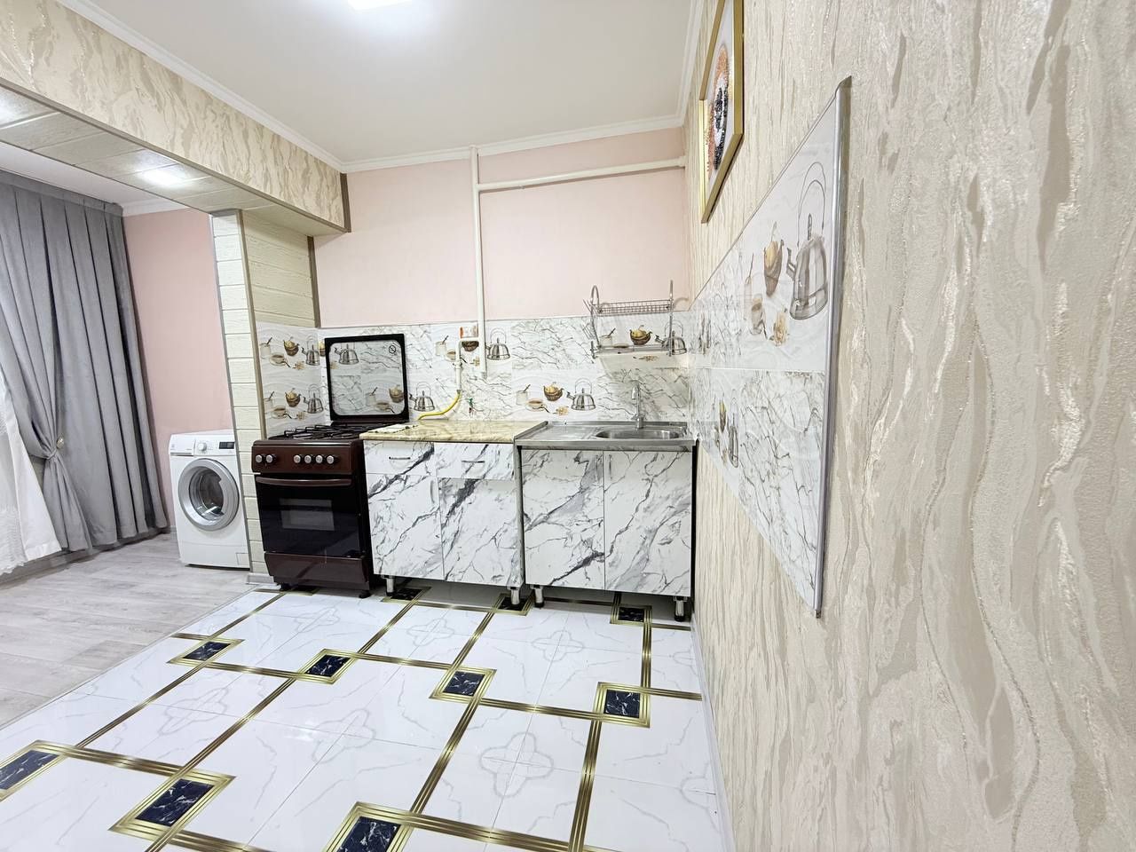 #БАЛКОН 2×6, 42м², Чиланзар 24 Квартал,1в2\1\5,Продаётся Евроремонт Кв