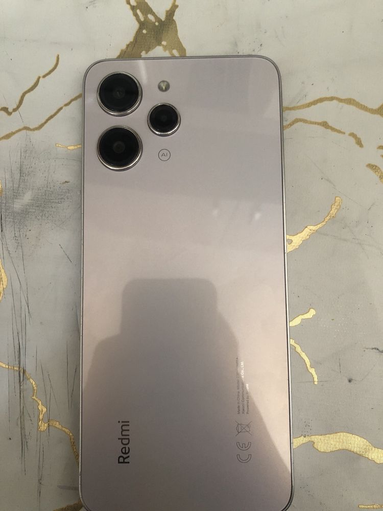 Обменяю Redmi 12 на айфон с вышк айфона