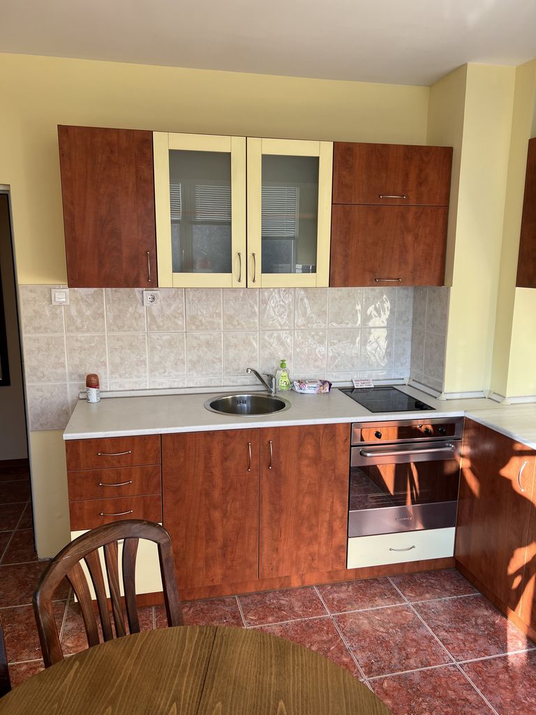 Дава се под наем Двустаен апартамент в Дупница - 55 кв.м за 204 € - Снимка #6