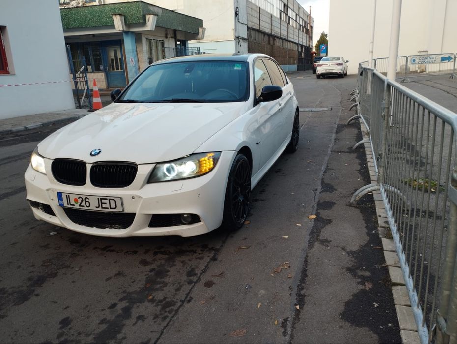 BMW seria 3 e90 facelift