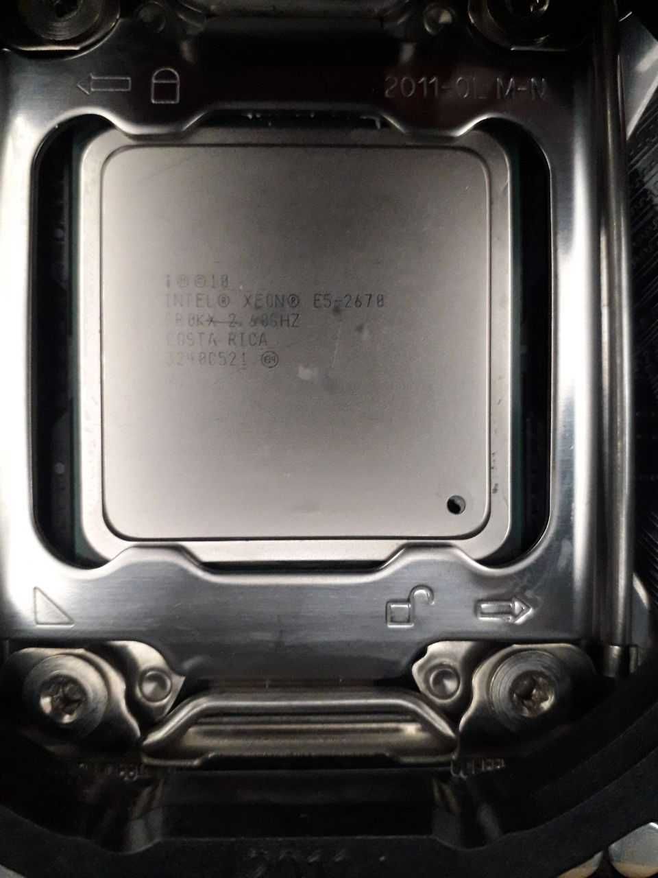 Материнская плата Asus Sabertooth X79 E5-2670