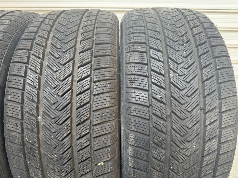 Автомобилни гуми 255 45 19 Gripmax