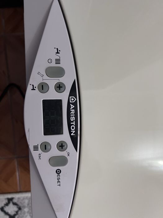 Centrala Ariston Cares Premium 30kw