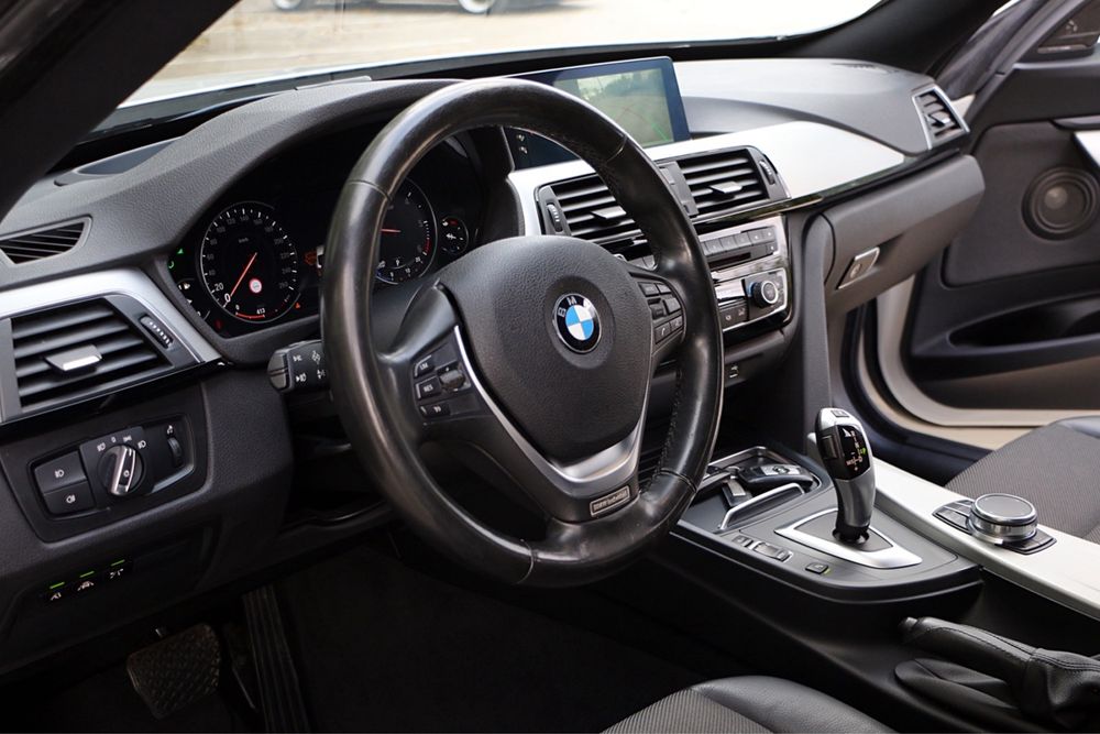 Bmw Seria 3 GT 2018 2.0 190cp B47 INDIVIDUAL 3Butoane Pano NaviMare