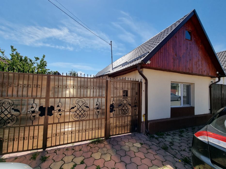 Vand Casa Sanpetru