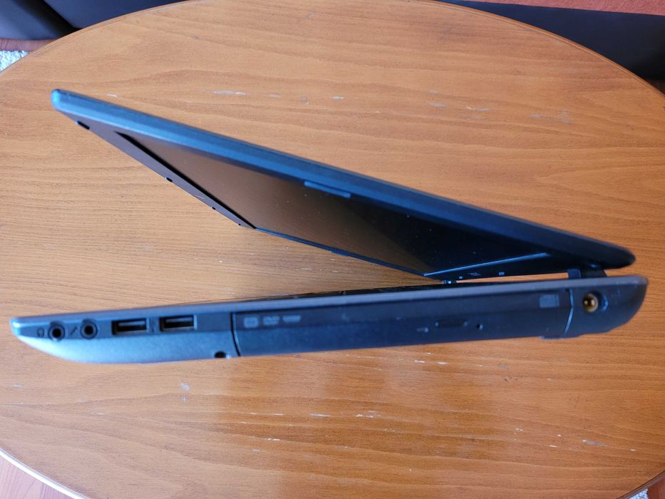 Laptop Acer TravelMate 5744, i3-380m, 8GB RAM, 320GB HDD, Windows 11