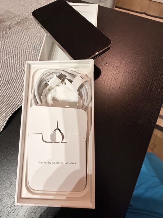 Vand iPhone 15 Pro 256 GB Titanium 5G